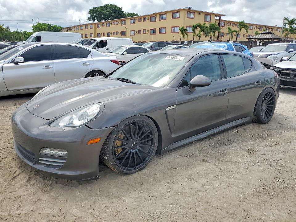2013 Porsche Panamera VIN WP0AA2A71DL015779 COPART salvage auction — MINOR DENT/SCRATCHES, Va - Certificate Of Title, sold $2,050 on 2026-07-10 (photo 1)