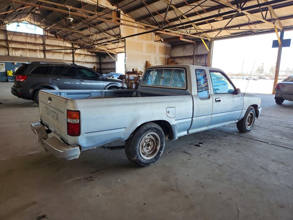1991 Toyota Pickup VIN JT4VN93D6M5025150 COPART salvage auction — MINOR DENT/SCRATCHES, Az - Certificate Of Title, sold $800 on 2026-07-13 (photo 3)