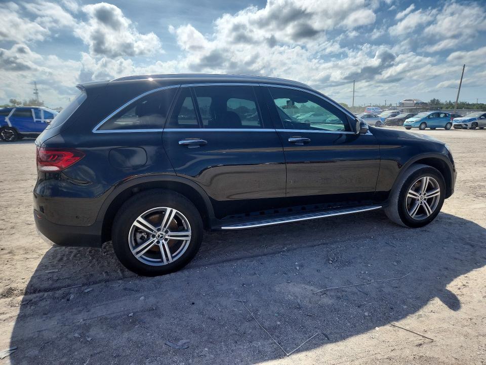 2022 Mercedes-benz Glc VIN W1N0G8DB1NV373184 COPART salvage auction — UNDERCARRIAGE, Fl - Certificate Of Title, sold $15,900 on 2026-07-28 (photo 3)