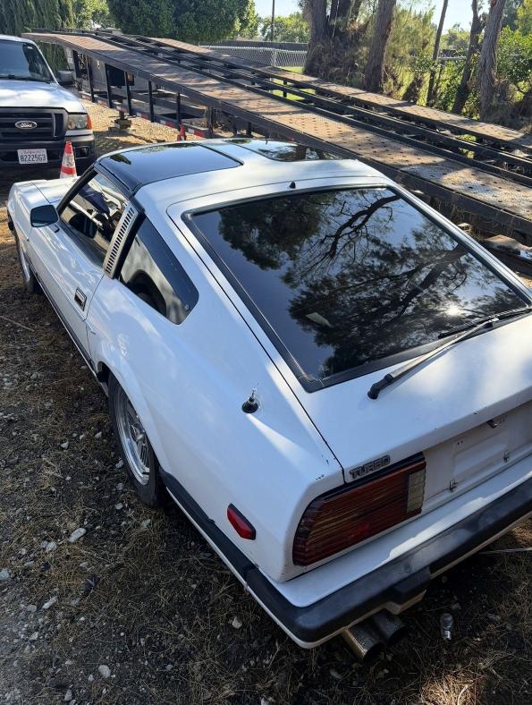1983 Datsun 280zx VIN JN1CZ04S5DX755224 COPART salvage auction — UNDERCARRIAGE, Nv - Dis/Dlr/Exp Only Salvage Title (P), sold $5,300 on 2026-07-14 (photo 3)