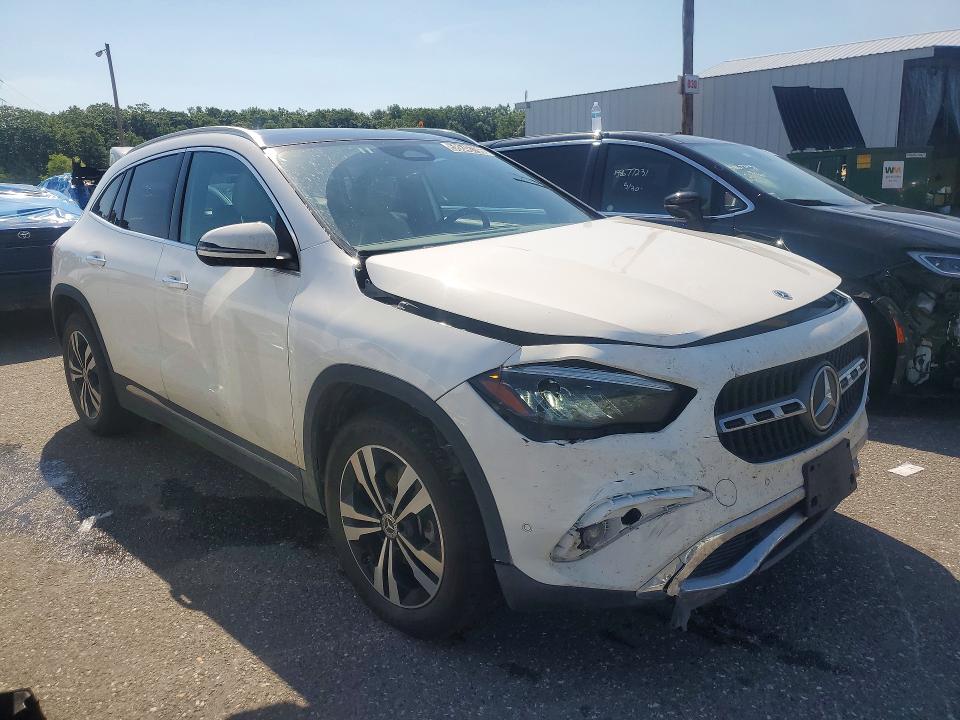 2025 Mercedes-benz Gla-klasse VIN W1N4N4GB7SJ649771 COPART salvage auction — FRONT END, Ct - Clean Title, sold $14,200 on 2026-07-08 (photo 4)