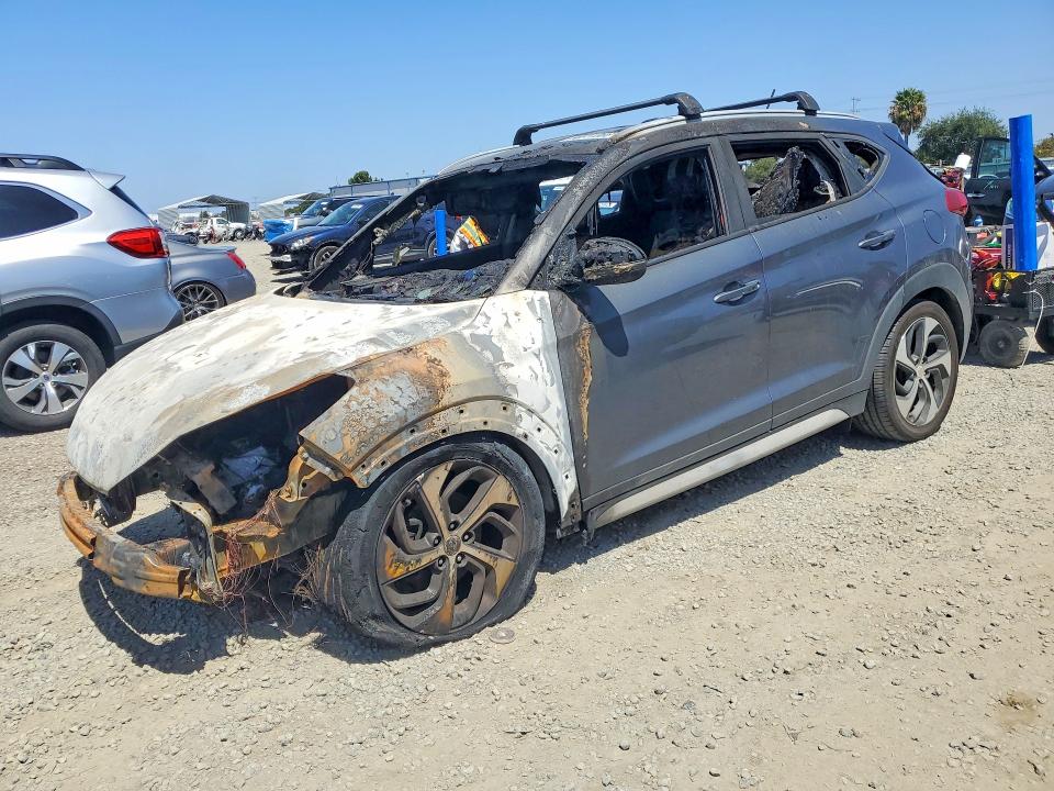 2017 Hyundai Tucson VIN KM8J33A20HU387744 COPART salvage auction — BURN, CA - NON-REPAIRABLE VEHICLE CERT, sold $175 on 2026-07-10 (photo 1)