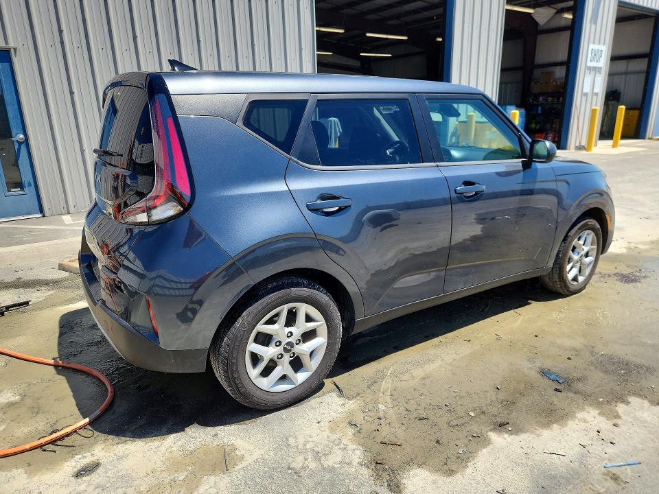 2023 Kia Soul VIN KNDJ23AU5P7879904 COPART salvage auction — FRONT END, Ca - Salvage Certificate, sold $2,100 on 2026-07-06 (photo 3)