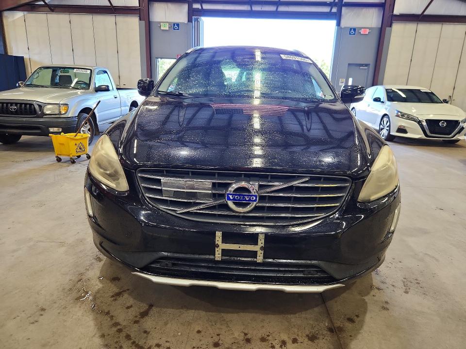2015 Volvo Xc60 VIN YV4902RMXF2727830 COPART salvage auction — MINOR DENT/SCRATCHES, Ct - Certificate Of Title, sold $4,950 on 2026-07-02 (photo 5)