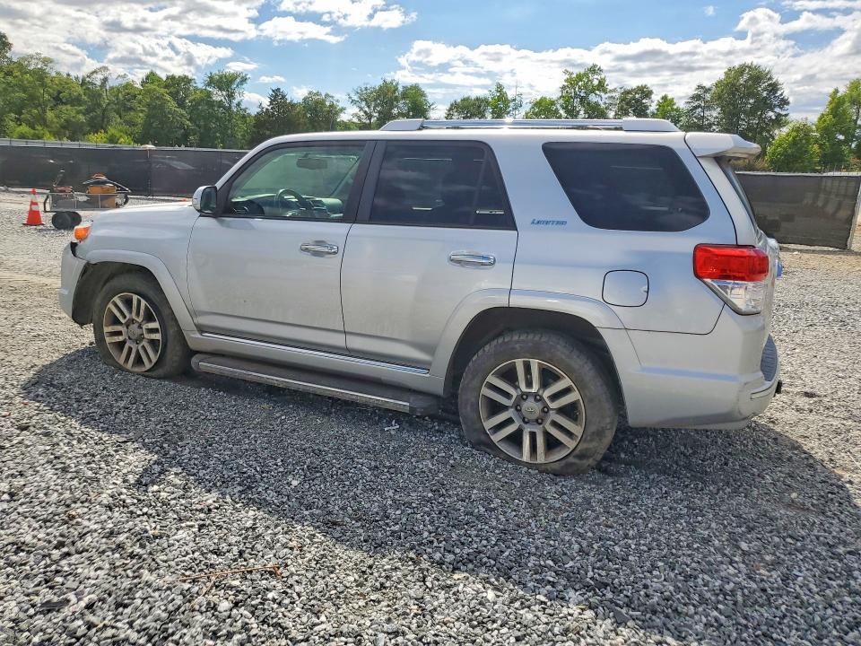 2011 Toyota 4runner VIN JTEBU5JR1B5076092 COPART salvage auction — FRONT END, SC - CERT OF TITLE-SALVAGE, sold $9,000 on 2026-07-22 (photo 2)