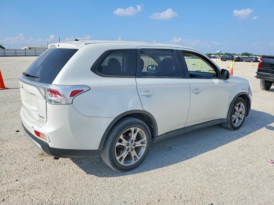 2015 Mitsubishi Outlander VIN JA4AD3A34FZ011763 COPART salvage auction — FRONT END, Tx - Salvage Vehicle Title, sold $700 on 2026-07-09 (photo 3)