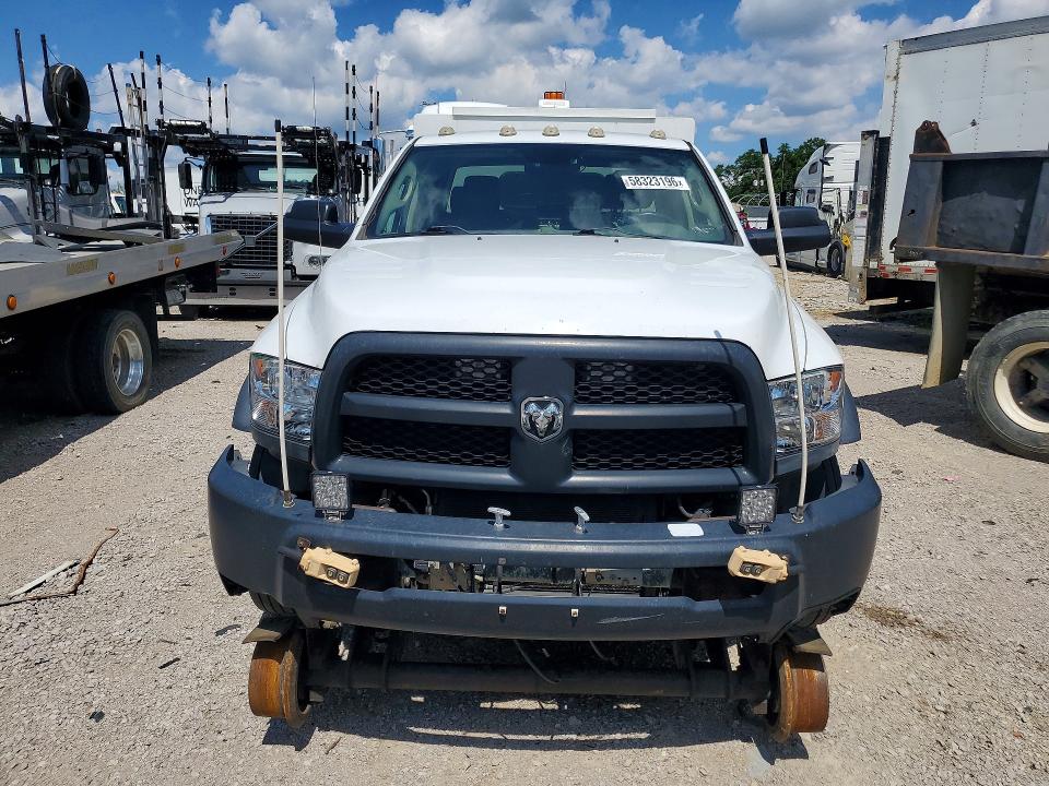 2015 Ram 5500 VIN 3C7WRNEL3FG705785 COPART salvage auction — MINOR DENT/SCRATCHES, TN - CERTIFICATE OF TITLE, sold $8,300 on 2026-07-29 (photo 5)