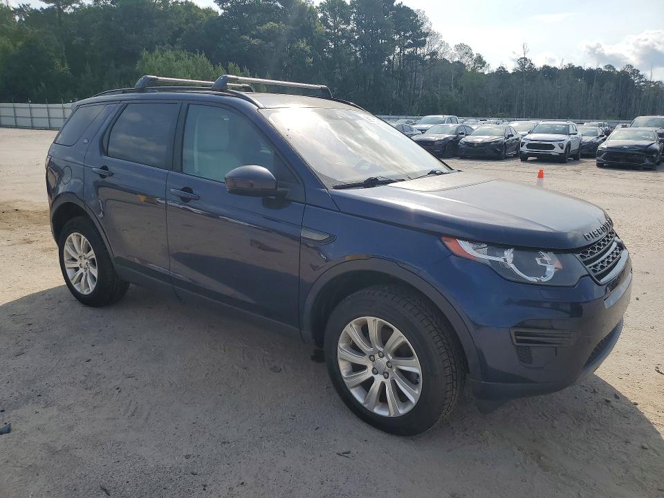 2017 Land rover Discovery VIN SALCP2BG3HH667729 COPART salvage auction — MINOR DENT/SCRATCHES, Sc - Certificate Of Title, sold $2,500 on 2026-07-06 (photo 4)