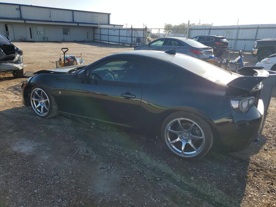 2018 Toyota VIN JF1ZNAE16J9701001 COPART salvage auction — FRONT END, Tx - Salvage Vehicle Title, sold $425 on 2026-07-29 (photo 2)