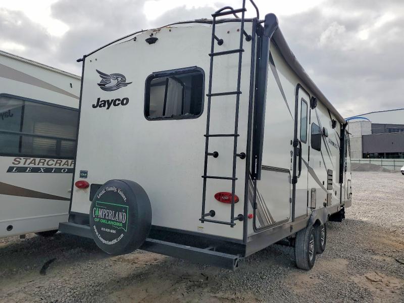 2022 Camp Jayco VIN 1UJBJ0BR6N14K0669 COPART salvage auction — ROOF, OK - CERT OF TITLE-SALVAGE, sold $90 on 2026-07-30 (photo 4)