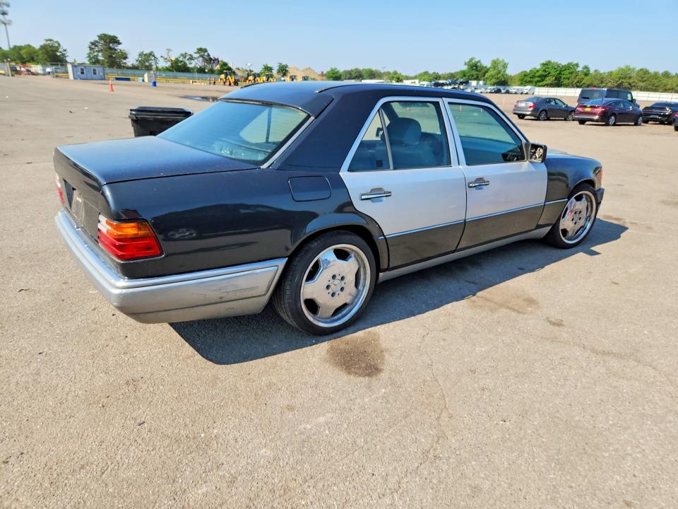 1995 Mercedes-benz VIN WDBEA32E9SC217656 COPART salvage auction — WATER/FLOOD, Ny - Mv907A-Flood Salvage, sold $400 on 2026-07-08 (photo 3)