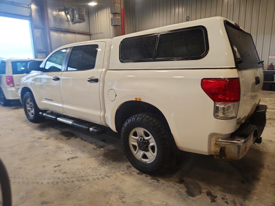 2010 Toyota Tundra VIN 5TFDW5F19AX151943 COPART salvage auction — MINOR DENT/SCRATCHES, Wi - Certificate Of Title (P), sold $3,900 on 2026-07-13 (photo 2)