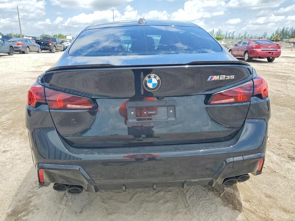 2025 BMW VIN WBA33GG0XS7S16688 COPART salvage auction — WATER/FLOOD, FL - CERT OF TITLE SLVG REBUILDABLE, sold $9,600 on 2026-07-23 (photo 6)
