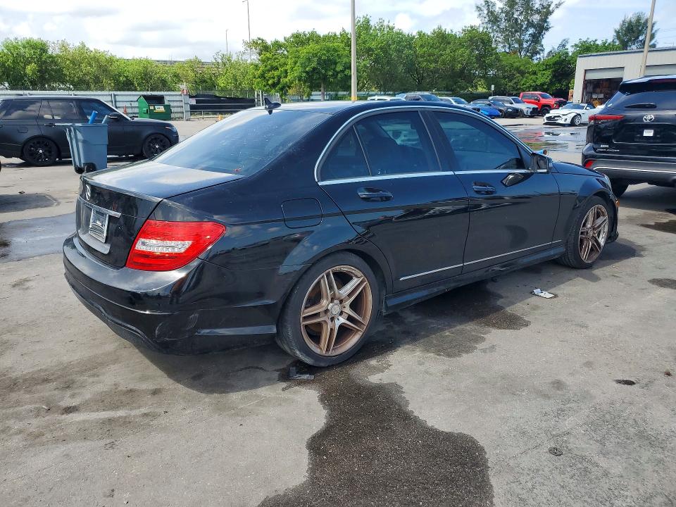 2014 Mercedes-benz C-klasse VIN WDDGF4HB7EG232206 COPART salvage auction — MECHANICAL, Fl - Certificate Of Title (P), sold $2,850 on 2026-07-29 (photo 3)
