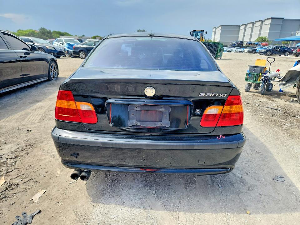 2005 BMW 3 series VIN WBAEW53465PN39878 COPART salvage auction — FRONT END, Fl - Cert Of Title Slvg Rebuildable, sold $325 on 2026-07-10 (photo 6)