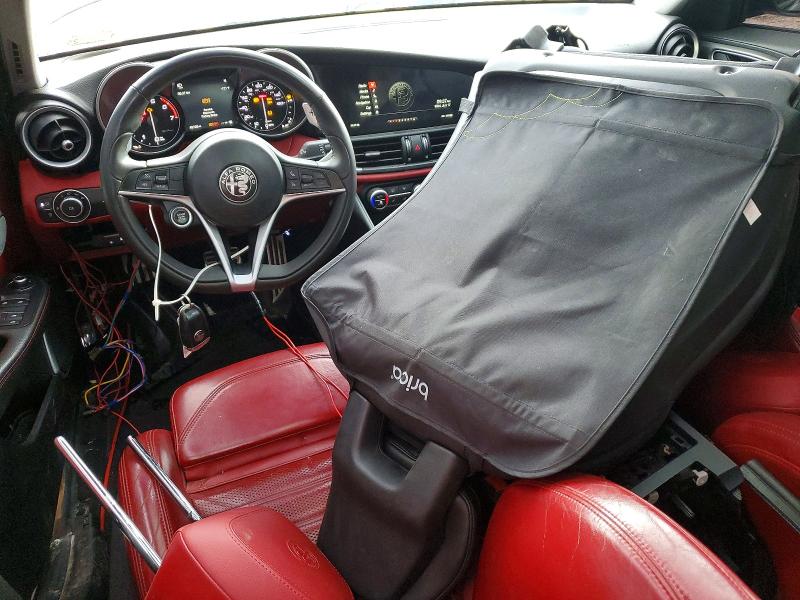 2019 Alfa romeo Giulia VIN ZARFANBN4K7608200 COPART salvage auction — VANDALISM, Ny - Mv-907A Salvage Certificate, sold $650 on 2026-07-27 (photo 8)