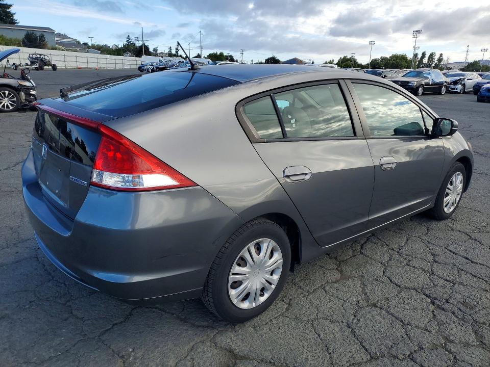 2011 Honda Insight VIN JHMZE2H36BS007432 COPART salvage auction — MINOR DENT/SCRATCHES, Ca - Dis/Dlr/Exp App For Dup Clean, sold $500 on 2026-07-31 (photo 3)