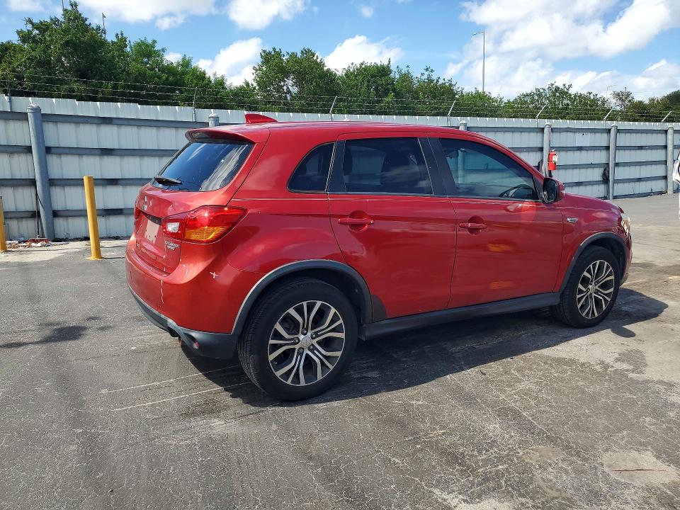 2017 Mitsubishi Outlander VIN JA4AP3AU5HZ001634 COPART salvage auction — SIDE, Fl - Cert Of Title Slvg Rebuildable, sold $2,450 on 2026-07-13 (photo 3)