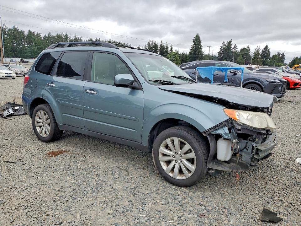 2013 Subaru Forester VIN JF2SHADCXDH401222 COPART salvage auction — FRONT END, WA - BILL OF SALE, sold $700 on 2026-07-28 (photo 4)
