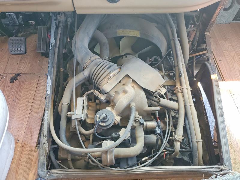 1999 Ford F-550 super duty VIN 3FCNF53S1XJA31698 COPART salvage auction — REAR END, CA - SALVAGE CERTIFICATE (P), sold $125 on 2026-07-09 (photo 7)