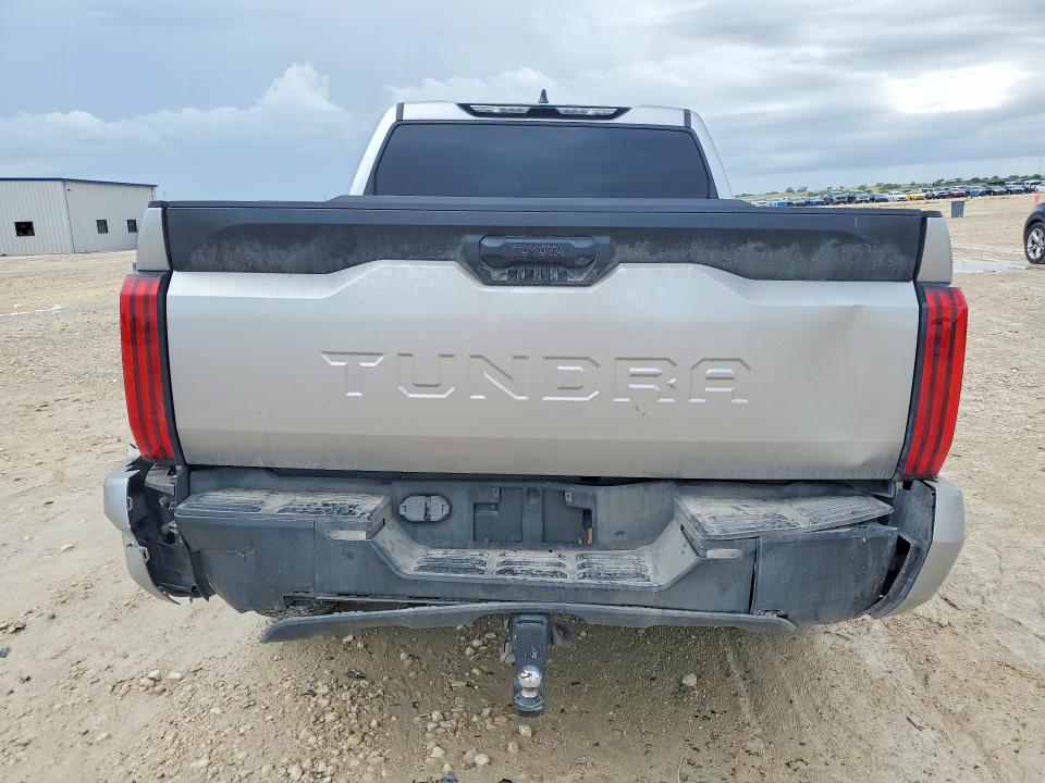 2022 Toyota Tundra VIN 5TFLA5AB2NX015590 COPART salvage auction — FRONT END, Tx - Salvage Vehicle Title, sold $11,200 on 2026-07-16 (photo 6)