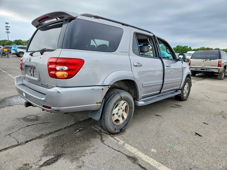 2002 Toyota Sequoia VIN 5TDBT48A82S083245 COPART salvage auction — FRONT END, NY - MV-907A SALVAGE CERTIFICATE, sold $375 on 2026-07-20 (photo 3)
