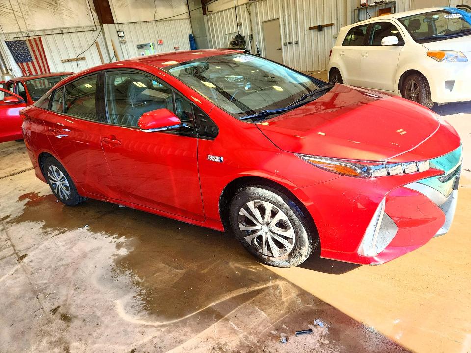 2018 Toyota Prius VIN JTDKARFPXJ3089509 COPART salvage auction — MECHANICAL, Wi - Certificate Of Title, sold $7,300 on 2026-07-06 (photo 4)