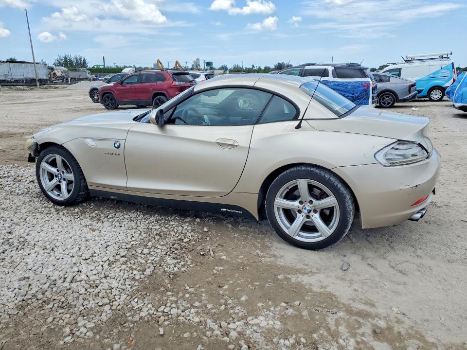 2009 BMW Z4 VIN WBALM535X9E161149 COPART salvage auction — FRONT END, FL - DEALER ONLY CLEAN TITLE (P), sold $4,000 on 2026-07-13 (photo 2)