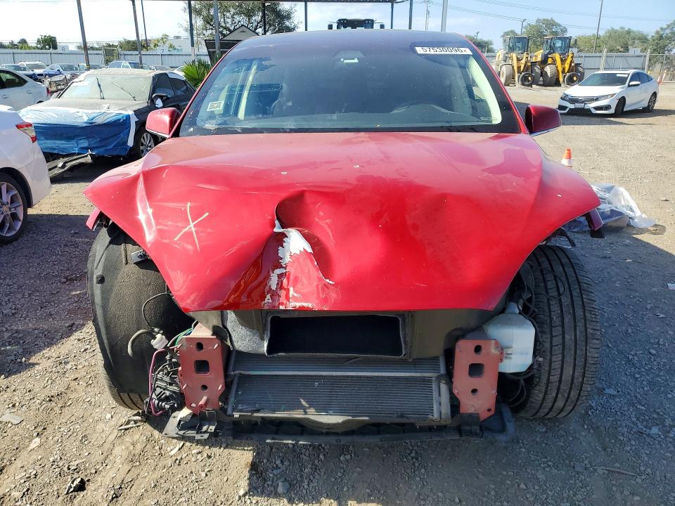 2017 Tesla Model x VIN 5YJXCAE20HF041280 COPART salvage auction — FRONT END, CA - SALVAGE CERTIFICATE, sold $4,900 on 2026-07-24 (photo 5)