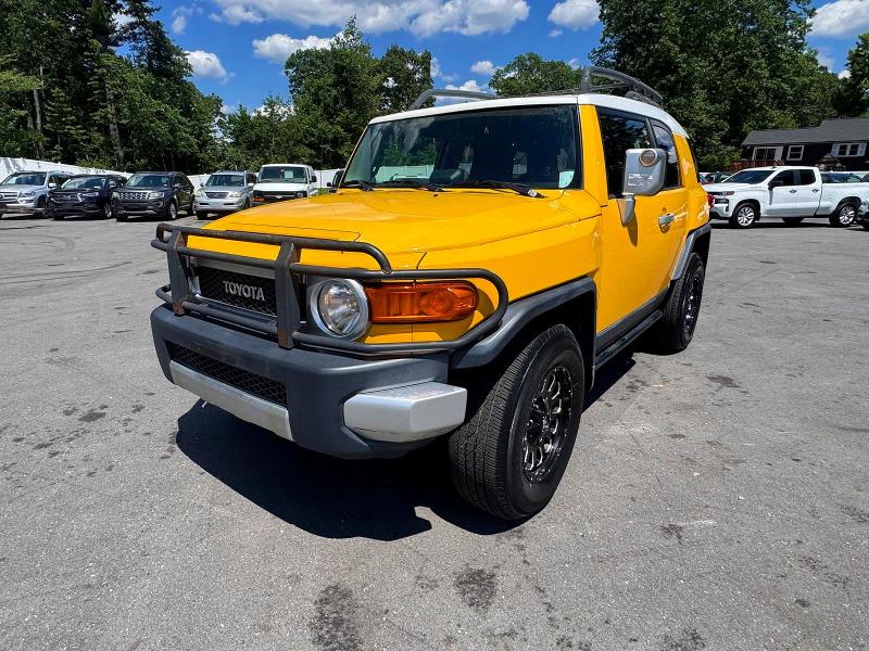 2007 Toyota Fj cruiser VIN JTEBU11F470029965 COPART salvage auction — MINOR DENT/SCRATCHES, Nj - Certificate Of Title, sold $5,500 on 2026-07-14 (photo 1)