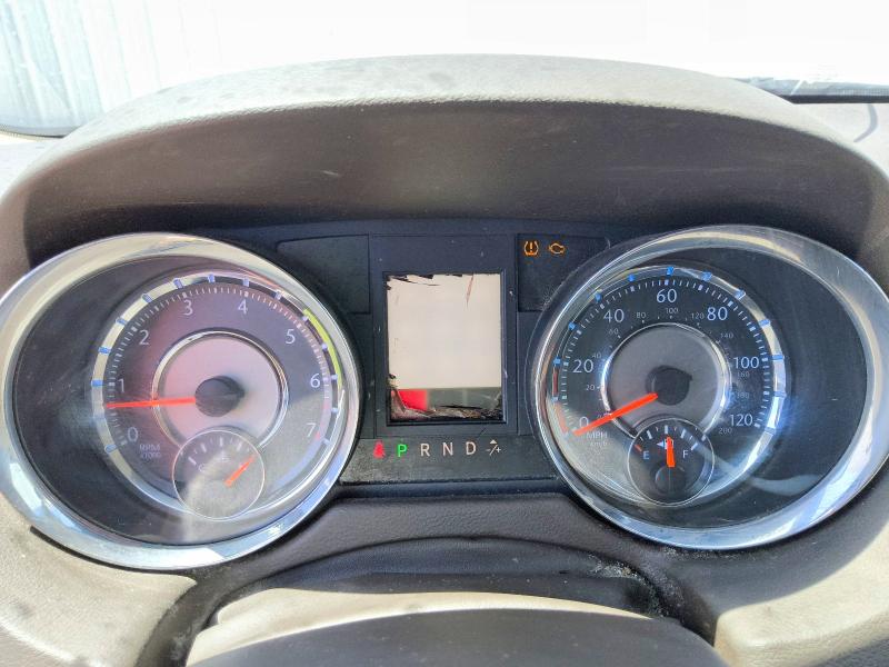 2013 Chrysler Town & country VIN 2C4RC1BGXDR677521 COPART salvage auction — NORMAL WEAR, Fl - Certificate Of Title, sold $250 on 2026-07-09 (photo 9)