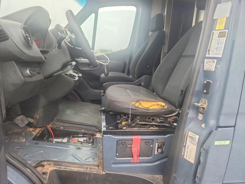2019 Mercedes-benz Sprinter VIN WD4PF0CD8KP085648 COPART salvage auction — SIDE, Ga - Certificate Of Title, sold $10,600 on 2026-07-30 (photo 7)