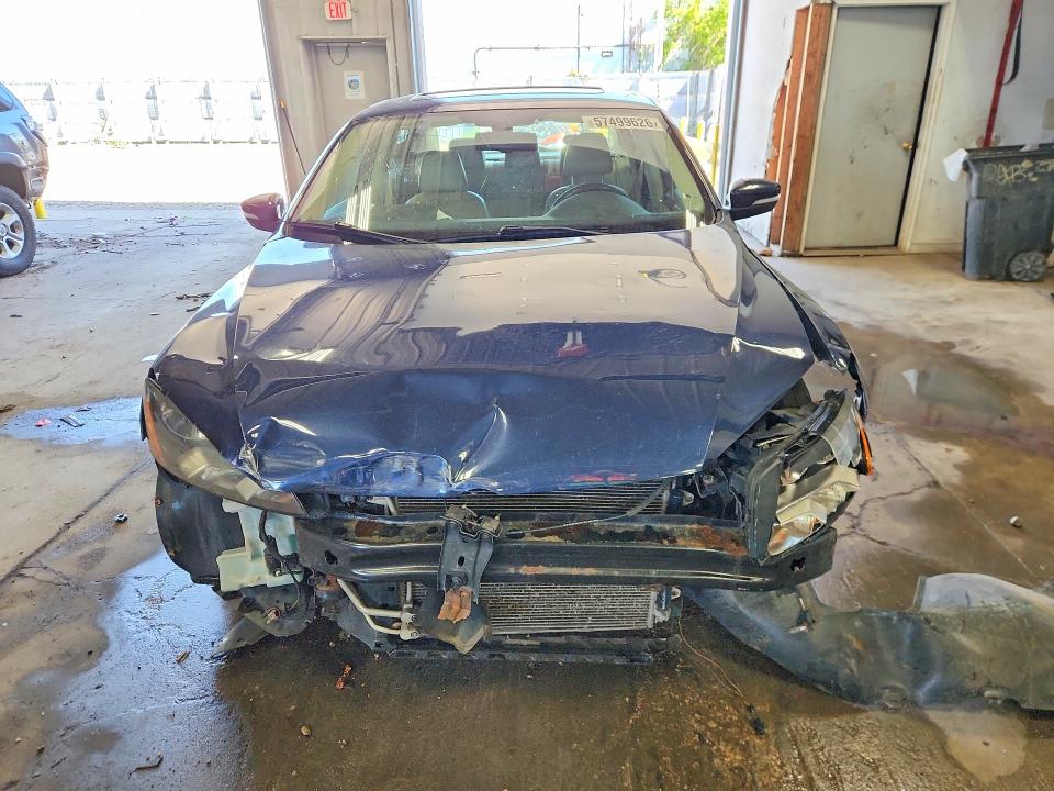 2013 Volkswagen Passat VIN 1VWCN7A31DC068065 COPART salvage auction — FRONT END, WI - JUNKED VEHICLE BILL OF SALE, sold $400 on 2026-08-03 (photo 5)
