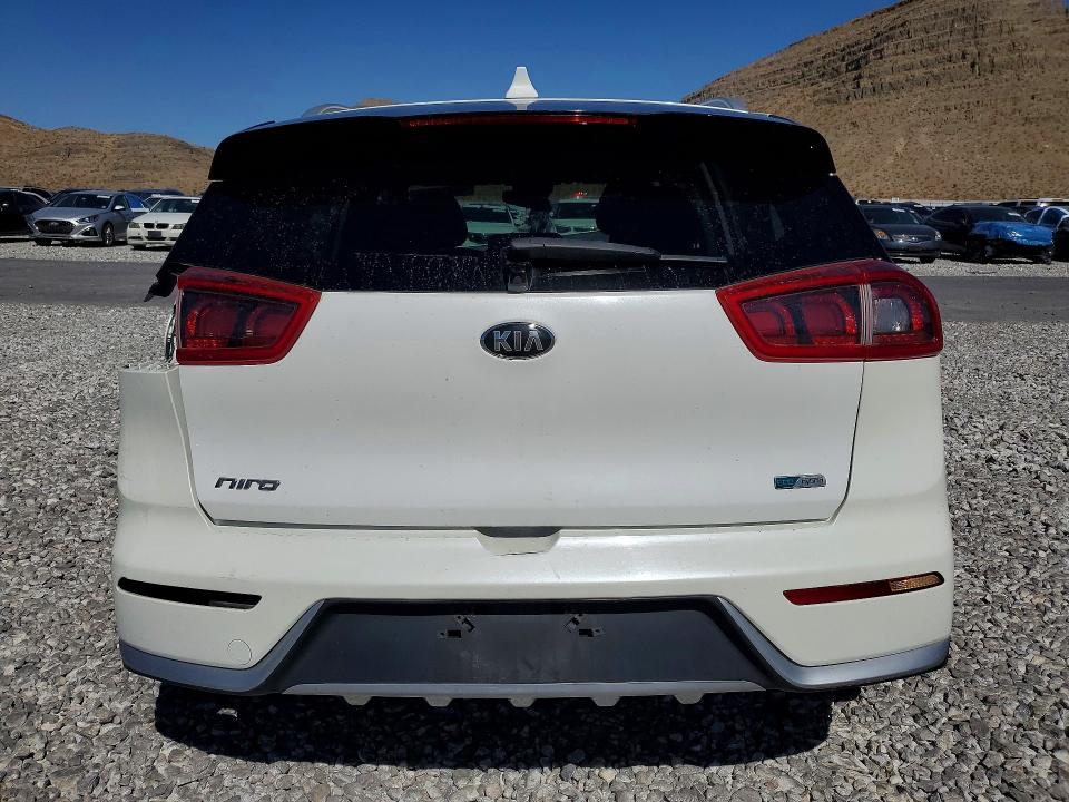 2017 Kia Niro VIN KNDCB3LC6H5074066 COPART salvage auction — FRONT END, Salvage Title, sold $125 on 2026-07-20 (photo 6)