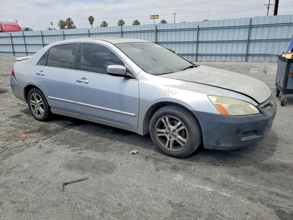 2006 Honda Accord VIN 1HGCM56806A169970 COPART salvage auction — REAR END, Ca - Salvage Certificate, sold $600 on 2026-07-09 (photo 4)