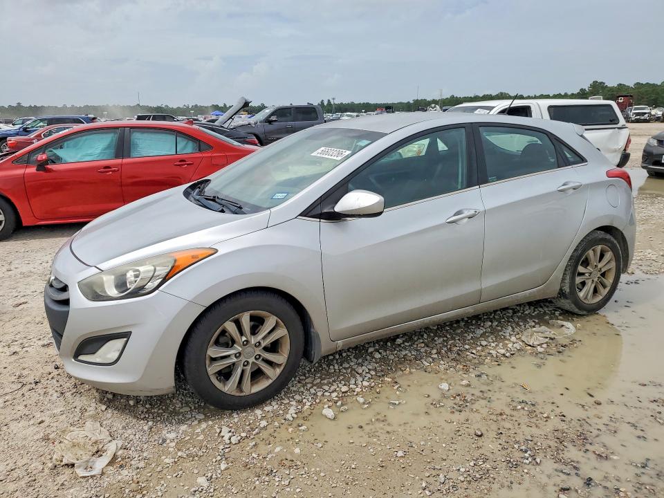 2014 Hyundai Elantra VIN KMHD35LH8EU207397 COPART salvage auction — SIDE, Tx - Salvage Vehicle Title, sold $925 on 2026-07-10 (photo 1)