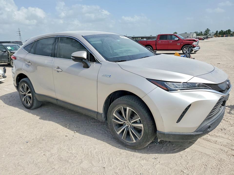 2021 Toyota Venza VIN JTEAAAAH2MJ059073 COPART salvage auction — WATER/FLOOD, Tx - Salvage Title-Flood Damage, sold $4,600 on 2026-07-24 (photo 4)