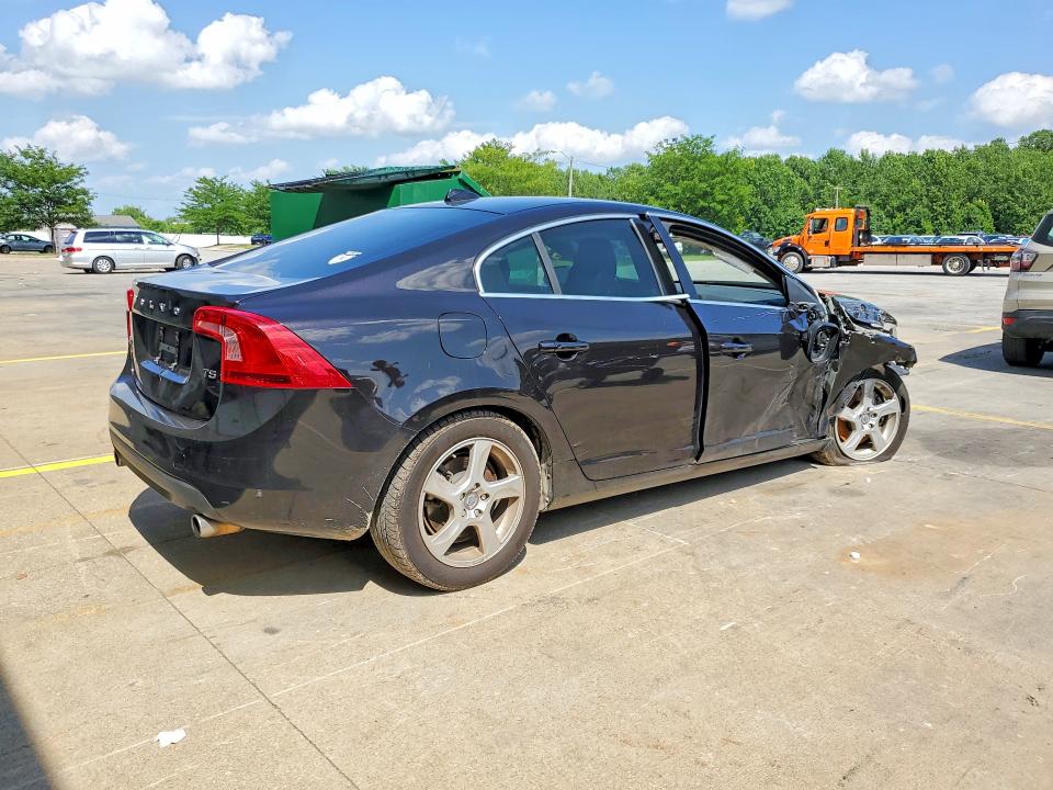 2013 Volvo S60 VIN YV1612FS5D2224218 COPART salvage auction — FRONT END, Salvage Title, sold $750 on 2026-07-30 (photo 3)