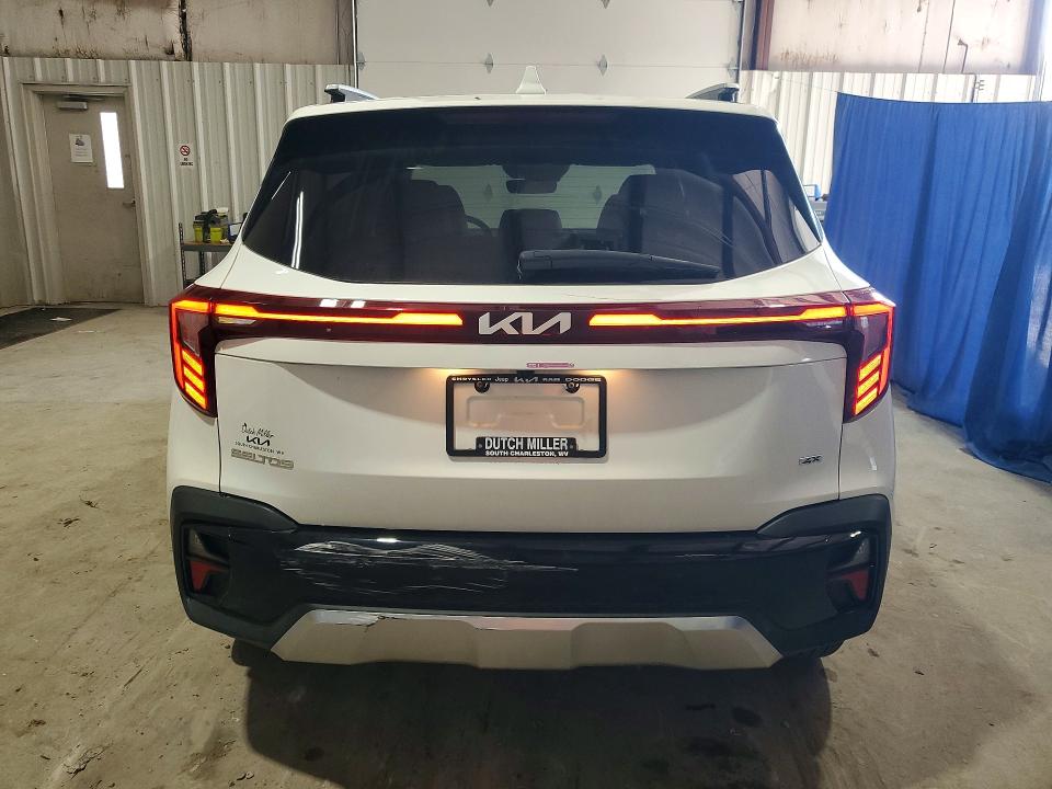2025 Kia Seltos VIN KNDERCAA5S7802574 COPART salvage auction — FRONT END, Wv - Certificate Of Title, sold $11,000 on 2026-08-13 (photo 6)