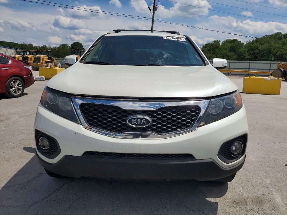 2012 Kia Sorento VIN 5XYKT3A66CG267890 COPART salvage auction — MINOR DENT/SCRATCHES, Tn - Certificate Of Title, sold $1,400 on 2026-07-06 (photo 5)