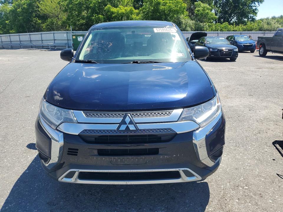 2019 Mitsubishi Outlander VIN JA4AZ3A32KJ000822 COPART salvage auction — MINOR DENT/SCRATCHES, In - Certificate Of Title, sold $4,200 on 2026-07-09 (photo 5)
