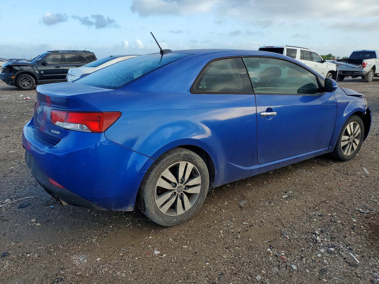 2013 Kia Forte VIN KNAFU6A24D5670660 COPART salvage auction — Front End, TX - SALVAGE VEHICLE TITLE, sold $875 on 2026-07-09 (photo 3)