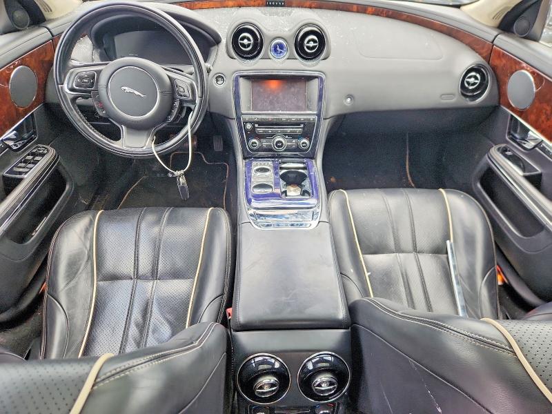 2012 Jaguar Xj VIN SAJWA2GB7CLV22350 COPART salvage auction — ROOF, Salvage Title, sold $250 on 2026-07-21 (photo 8)