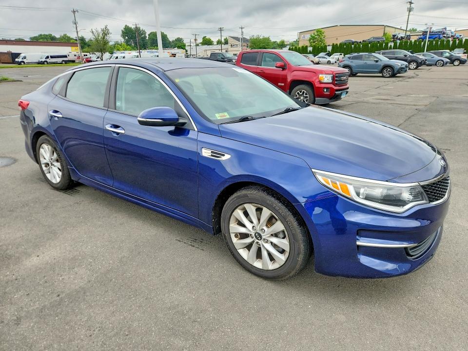 2017 Kia Optima VIN 5XXGT4L31HG163043 COPART salvage auction — MECHANICAL, Ct - Cert Of Title-Rebuilt, sold $1,050 on 2026-07-07 (photo 4)