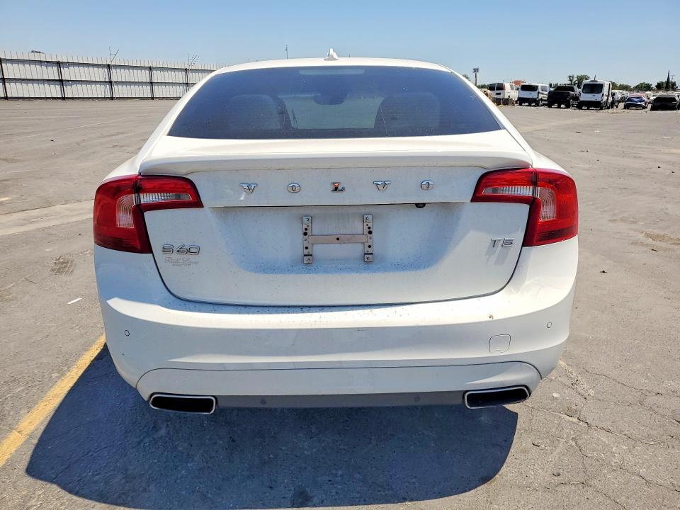 2016 Volvo S60 VIN YV126MFK5G2392490 COPART salvage auction — UNDERCARRIAGE, Ca - Salvage Certificate, sold $1,150 on 2026-07-09 (photo 6)