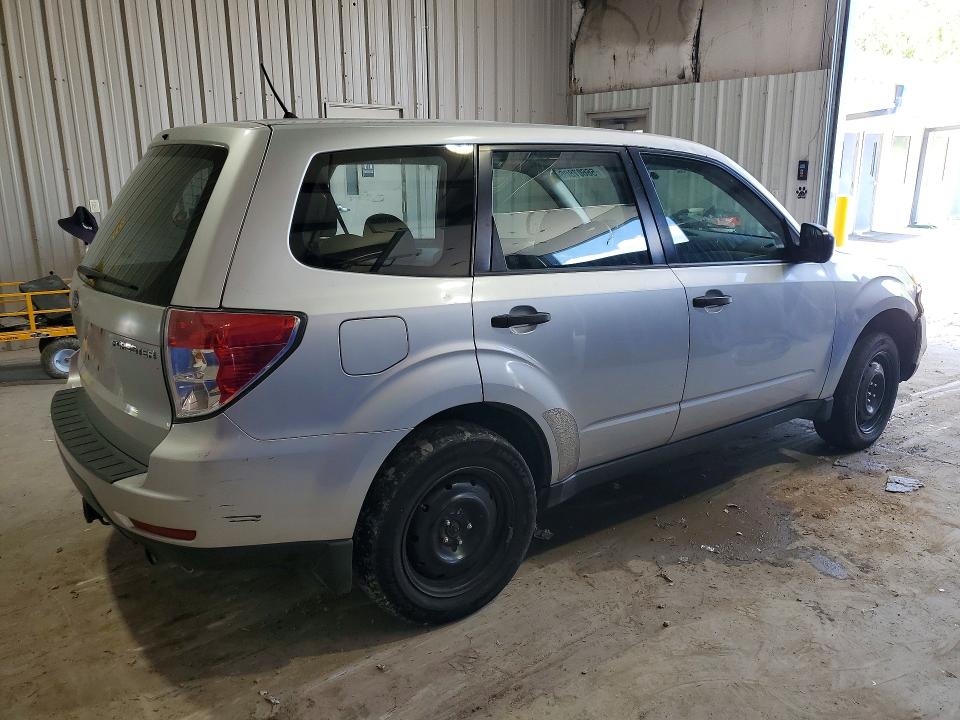 2009 Subaru Forester VIN JF2SH61699G796812 COPART salvage auction — MINOR DENT/SCRATCHES, Wv - Certificate Of Title, sold $350 on 2026-07-30 (photo 3)