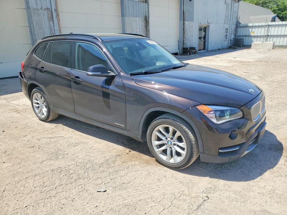 2015 BMW X1 VIN WBAVL1C58FVY41552 COPART salvage auction — REAR END, Mi - Certificate Of Title, sold $1,975 on 2026-08-01 (photo 4)