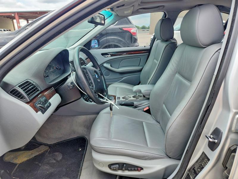 2004 BMW 3 series VIN WBAEV33404KR27451 COPART salvage auction — SIDE, Tx - Salvage Vehicle Title, sold $500 on 2026-07-13 (photo 7)