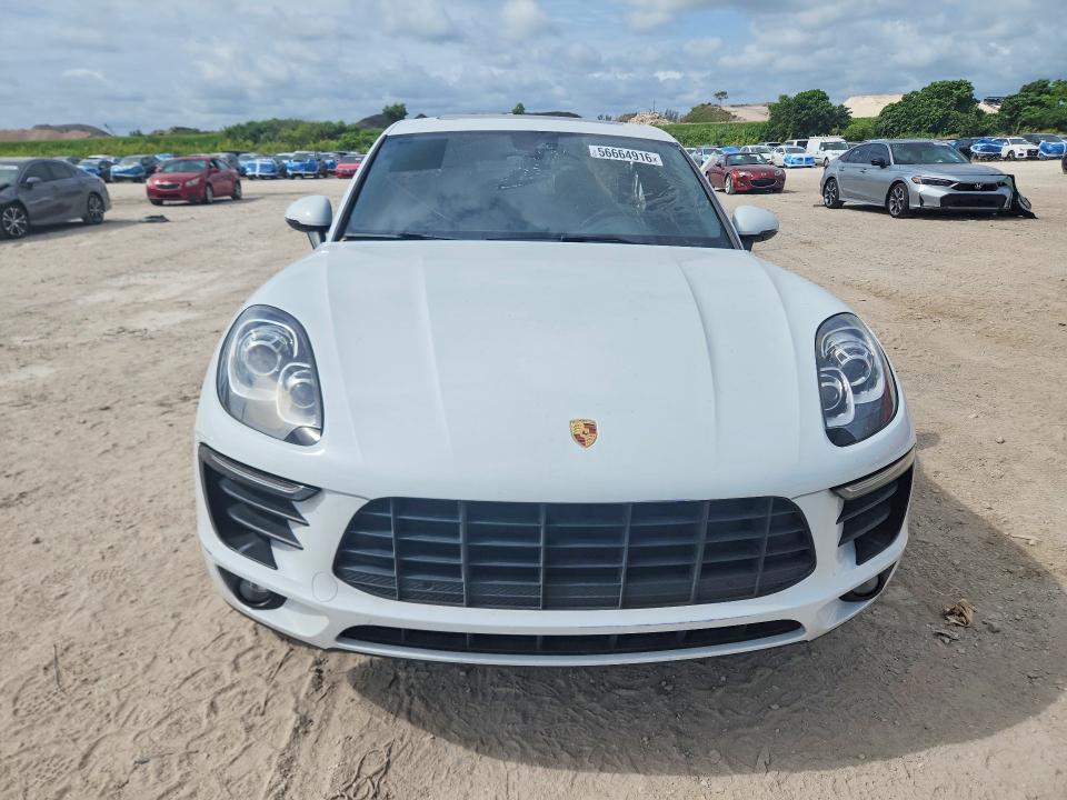 2018 Porsche Macan VIN WP1AA2A57JLB13062 COPART salvage auction — SIDE, FL - CERT OF TITLE SLVG REBUILDABLE, sold $4,350 on 2026-08-06 (photo 5)