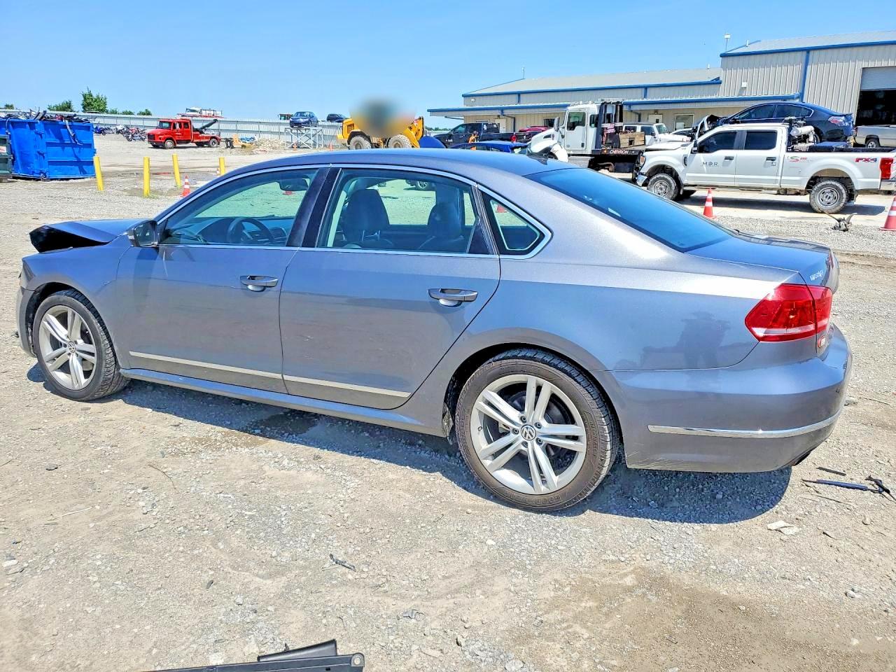 2015 Volkswagen Passat VIN 1VWCT7A36FC100176 COPART salvage auction — Front End, KY - CERT OF TITLE-SALVAGE, sold $1,550 on 2026-07-09 (photo 2)